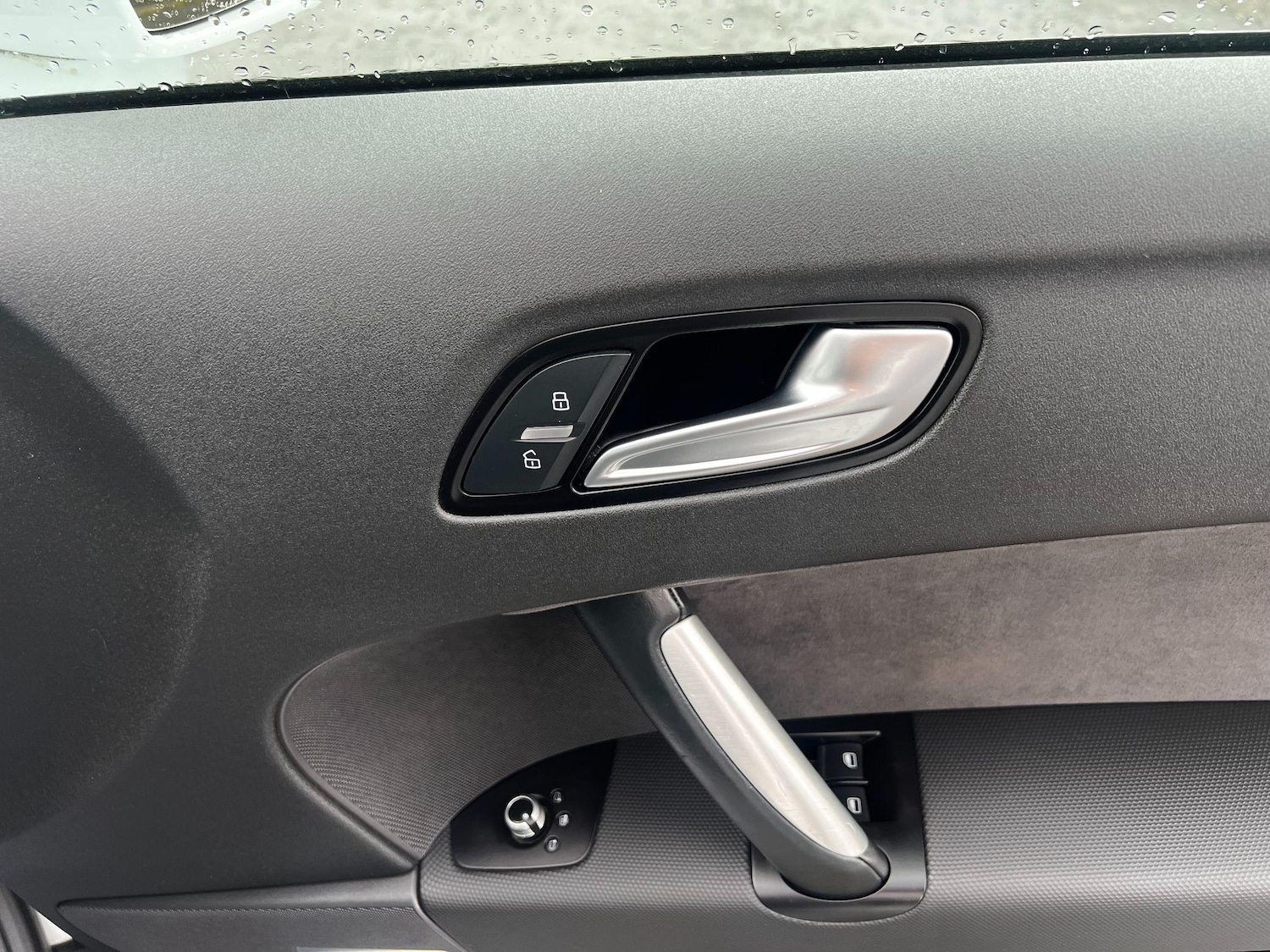 Used Audi TT 2014 for sale - 76671363: Photo 10