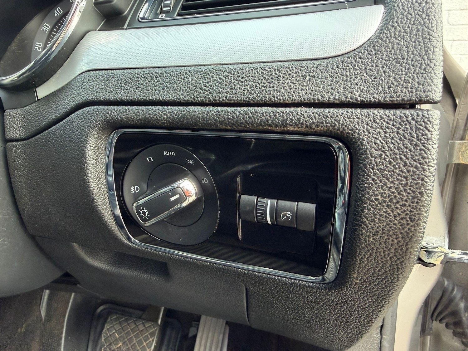 Used Skoda Superb 2011 for sale - 77658284: Photo 18