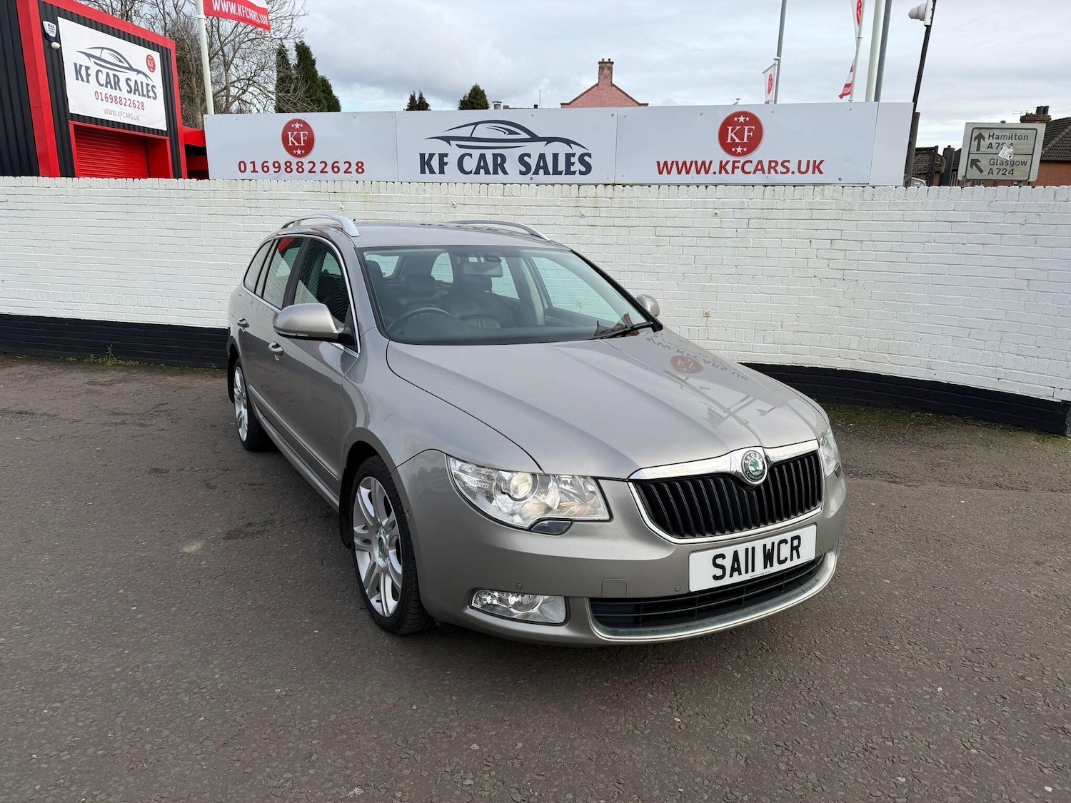 Used Skoda Superb 2011 for sale - 77658284: Photo 2