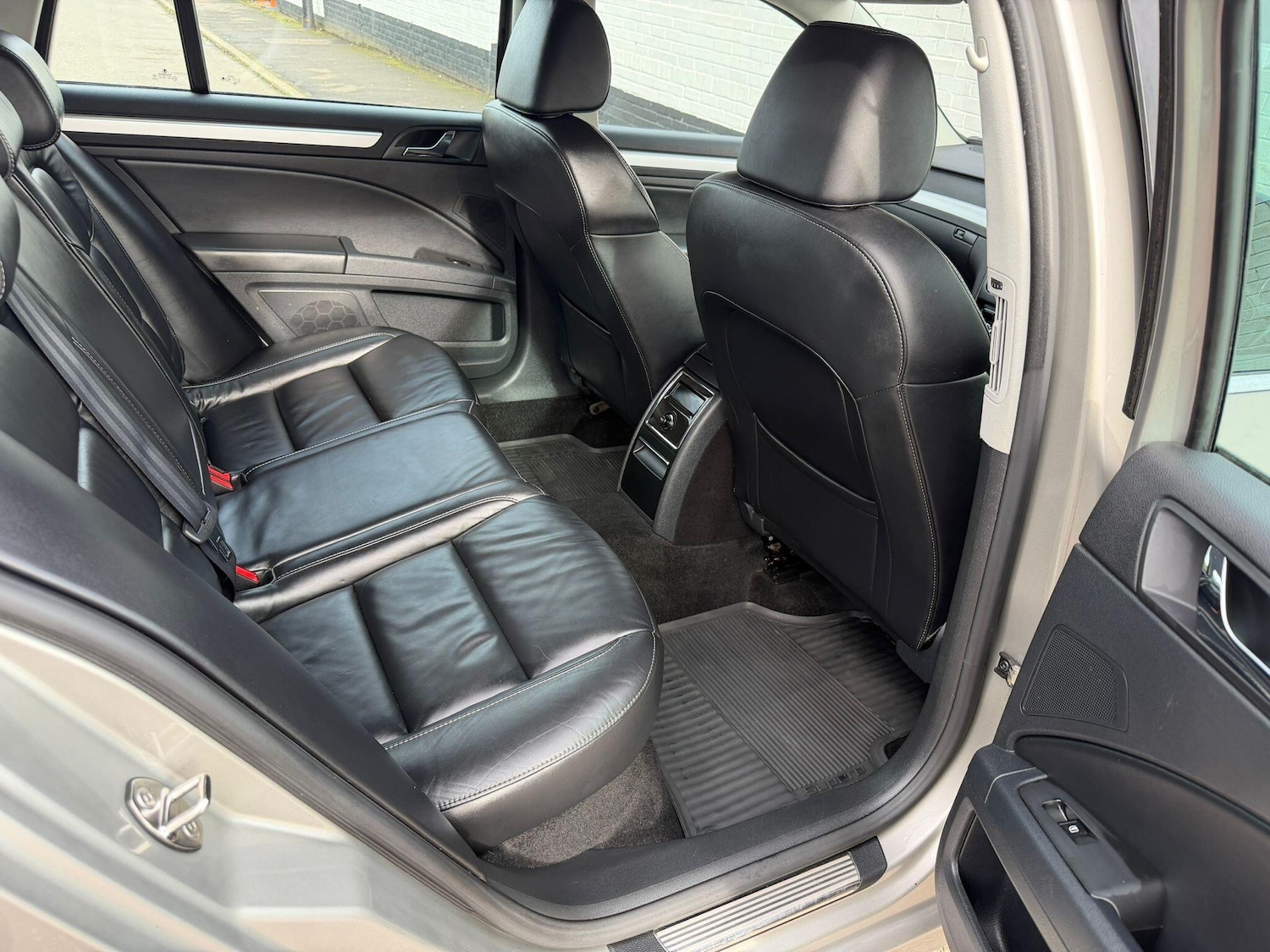 Used Skoda Superb 2011 for sale - 77658284: Photo 21