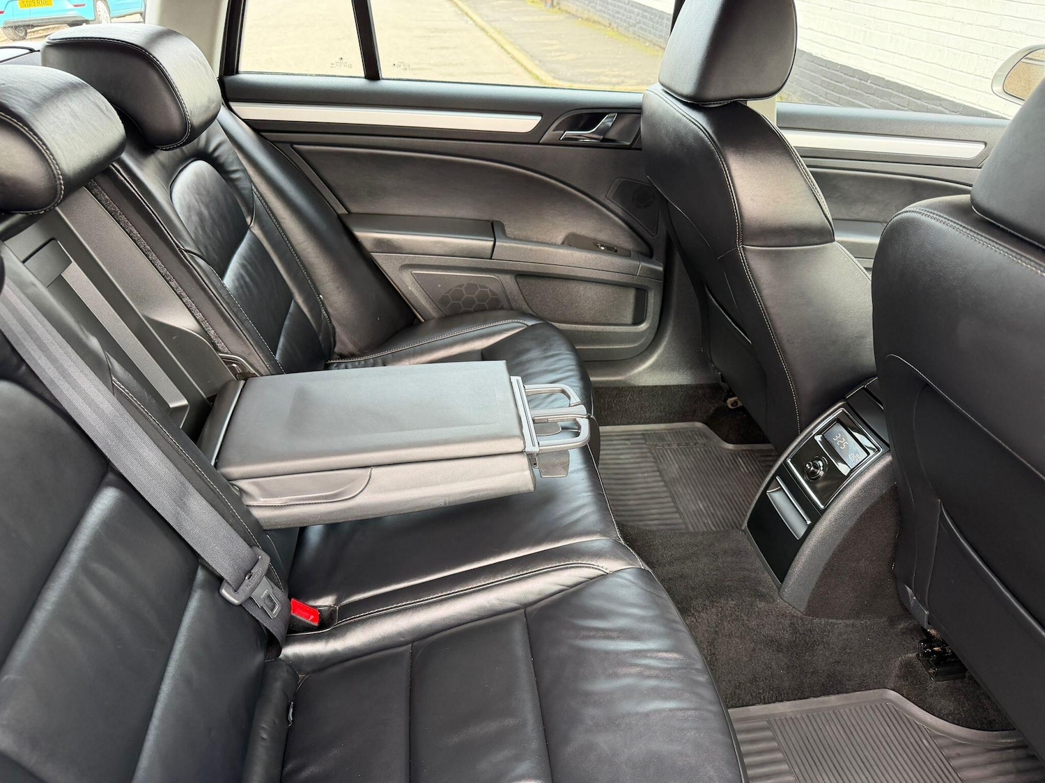 Used Skoda Superb 2011 for sale - 77658284: Photo 22