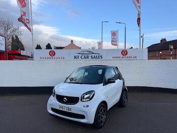 Used smart fortwo 2017 for sale - 77926194: Photo