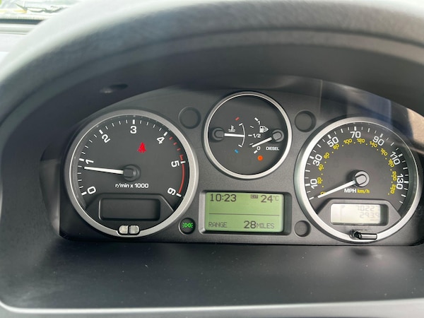 Used Land Rover Freelander 2 2011 for sale - 75213777: Photo 24