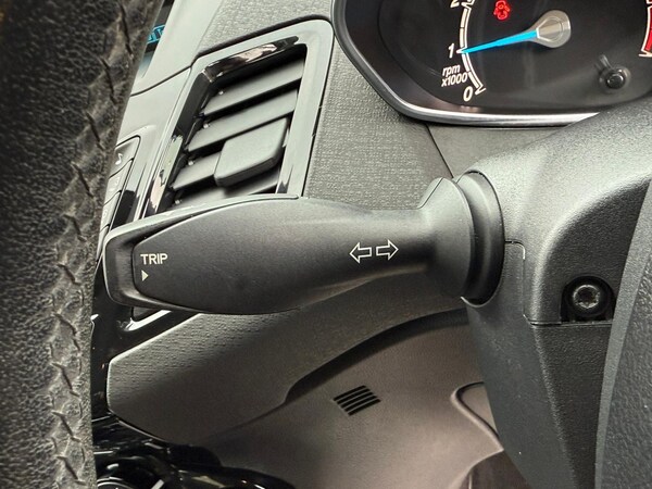 Used Ford Fiesta 2013 for sale - 76060816: Photo 13