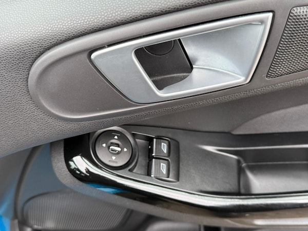 Used Ford Fiesta 2013 for sale - 76060816: Photo 15