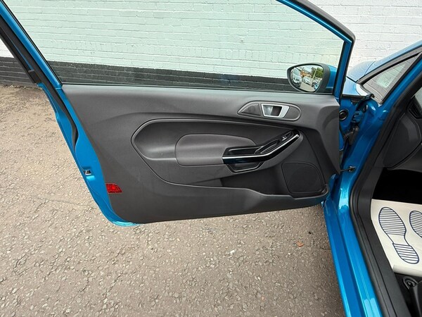 Used Ford Fiesta 2013 for sale - 76060816: Photo 16