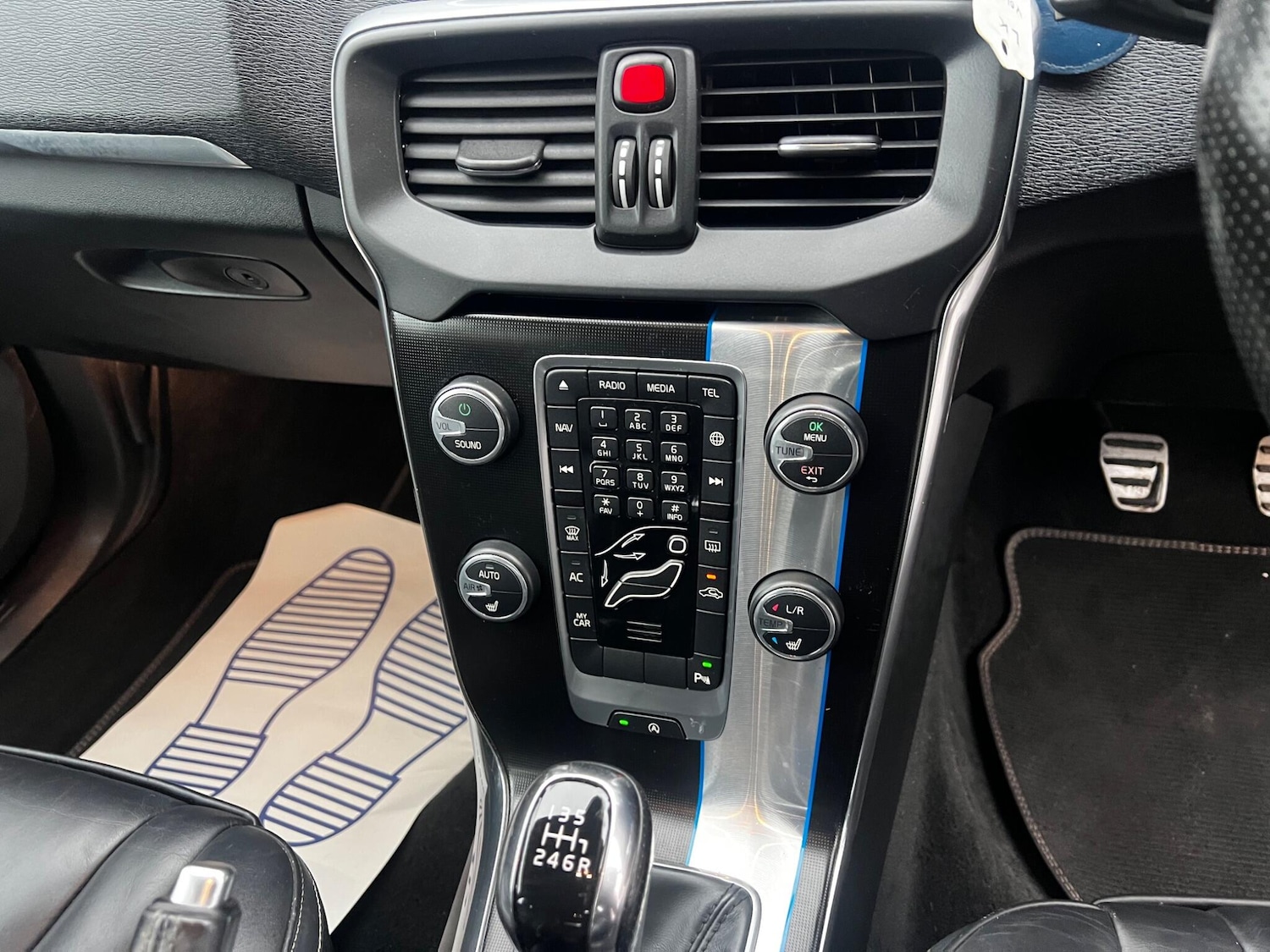 Used Volvo V40 2016 for sale - 77039712: Photo 13