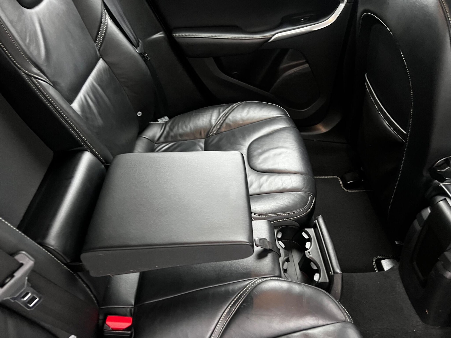 Used Volvo V40 2016 for sale - 77039712: Photo 18