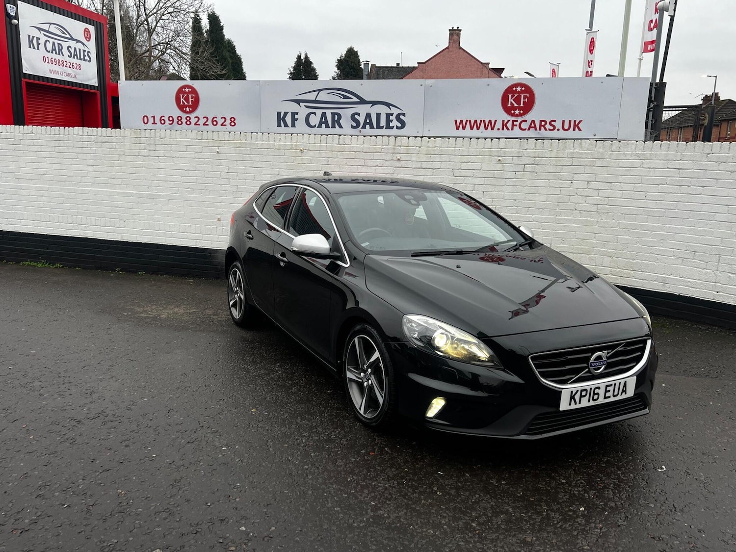 Used Volvo V40 2016 for sale - 77039712: Photo 2
