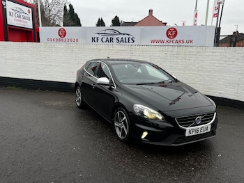 Used Volvo V40 2016 for sale - 77039712: Photo