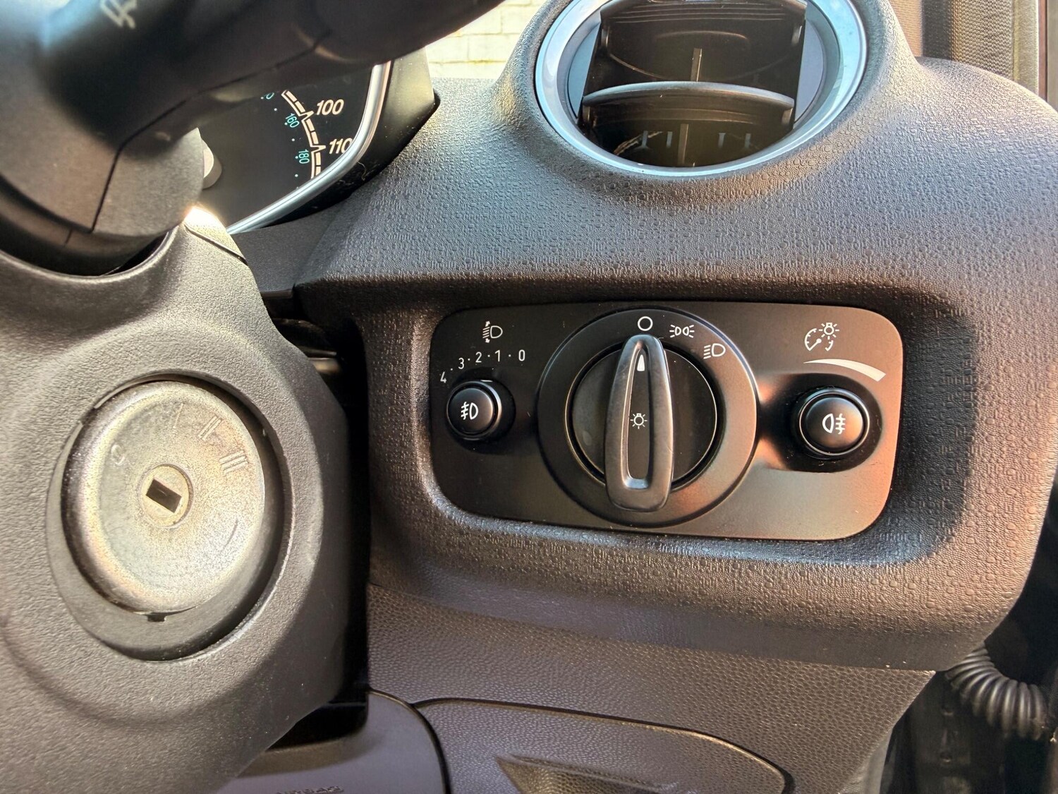 Used Ford Fiesta 2016 for sale - 78062863: Photo 17