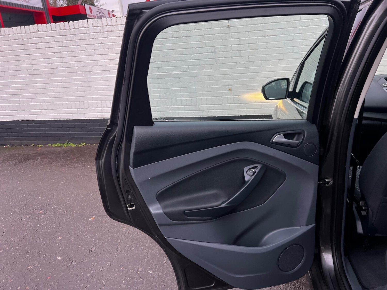 Used Ford C-Max 2015 for sale - 77162944: Photo 21