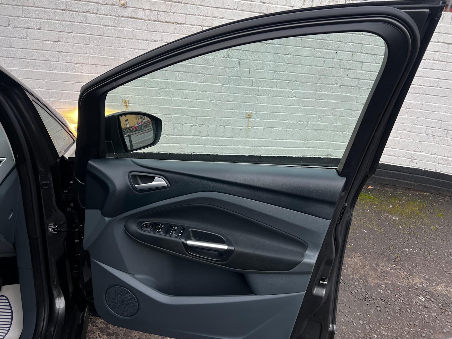 Used Ford C-Max 2015 for sale - 77162944: Photo 8