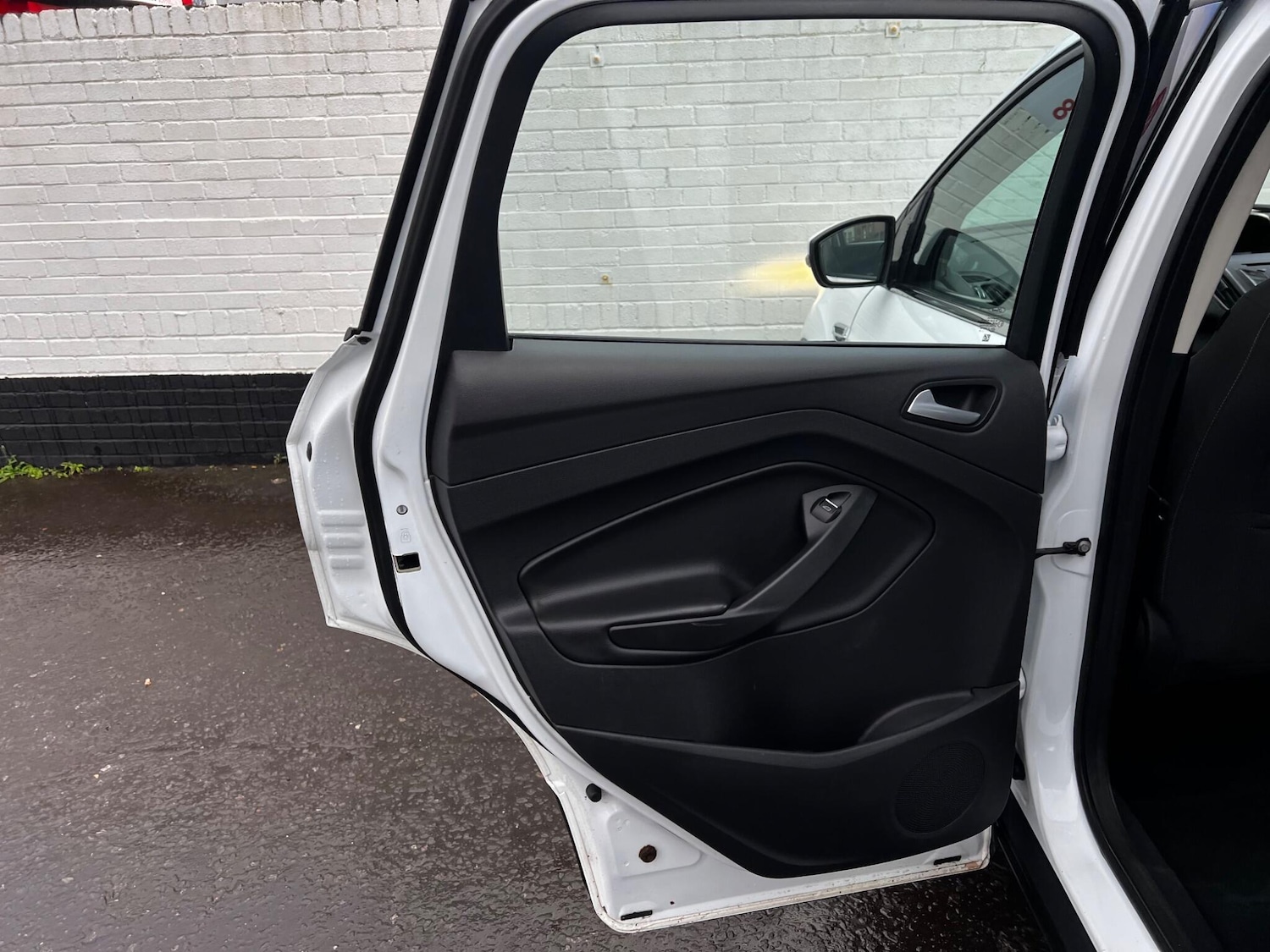 Used Ford Kuga 2015 for sale - 77155448: Photo 18