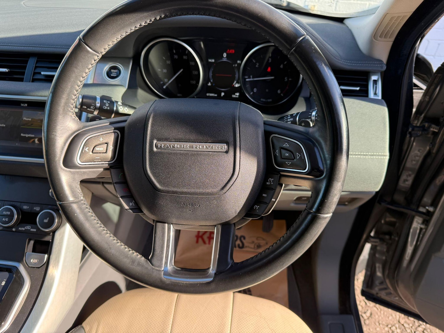 Used Land Rover Range Rover Evoque 2017 for sale - 76270215: Photo 22