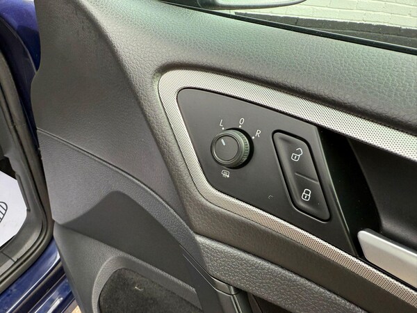 Used Volkswagen Golf 2017 for sale - 75563941: Photo 19