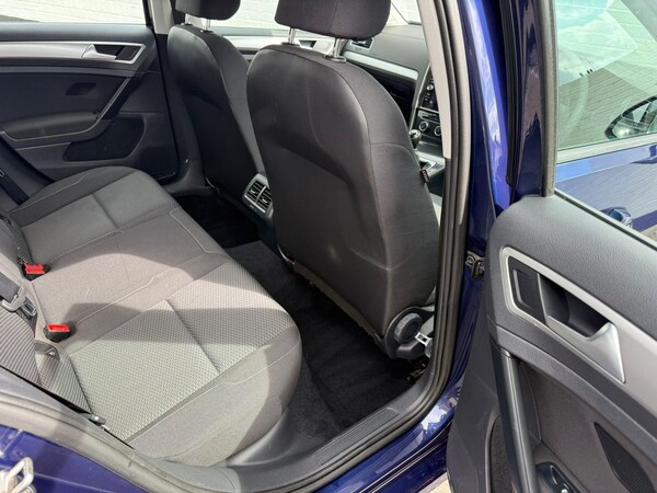 Used Volkswagen Golf 2017 for sale - 75563941: Photo 21