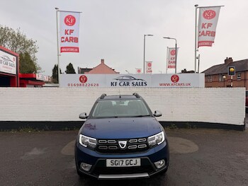 Used Dacia Sandero Stepway 2017 for sale - 78375254: Photo