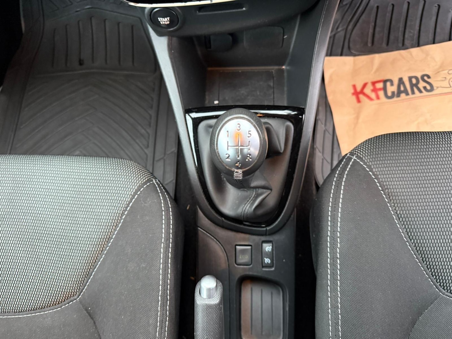 Used Renault Clio 2015 for sale - 77456231: Photo 14