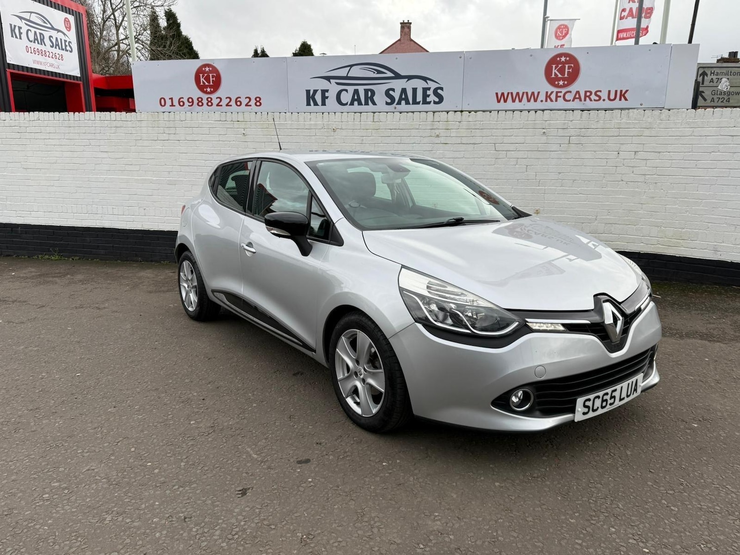 Used Renault Clio 2015 for sale - 77456231: Photo 3