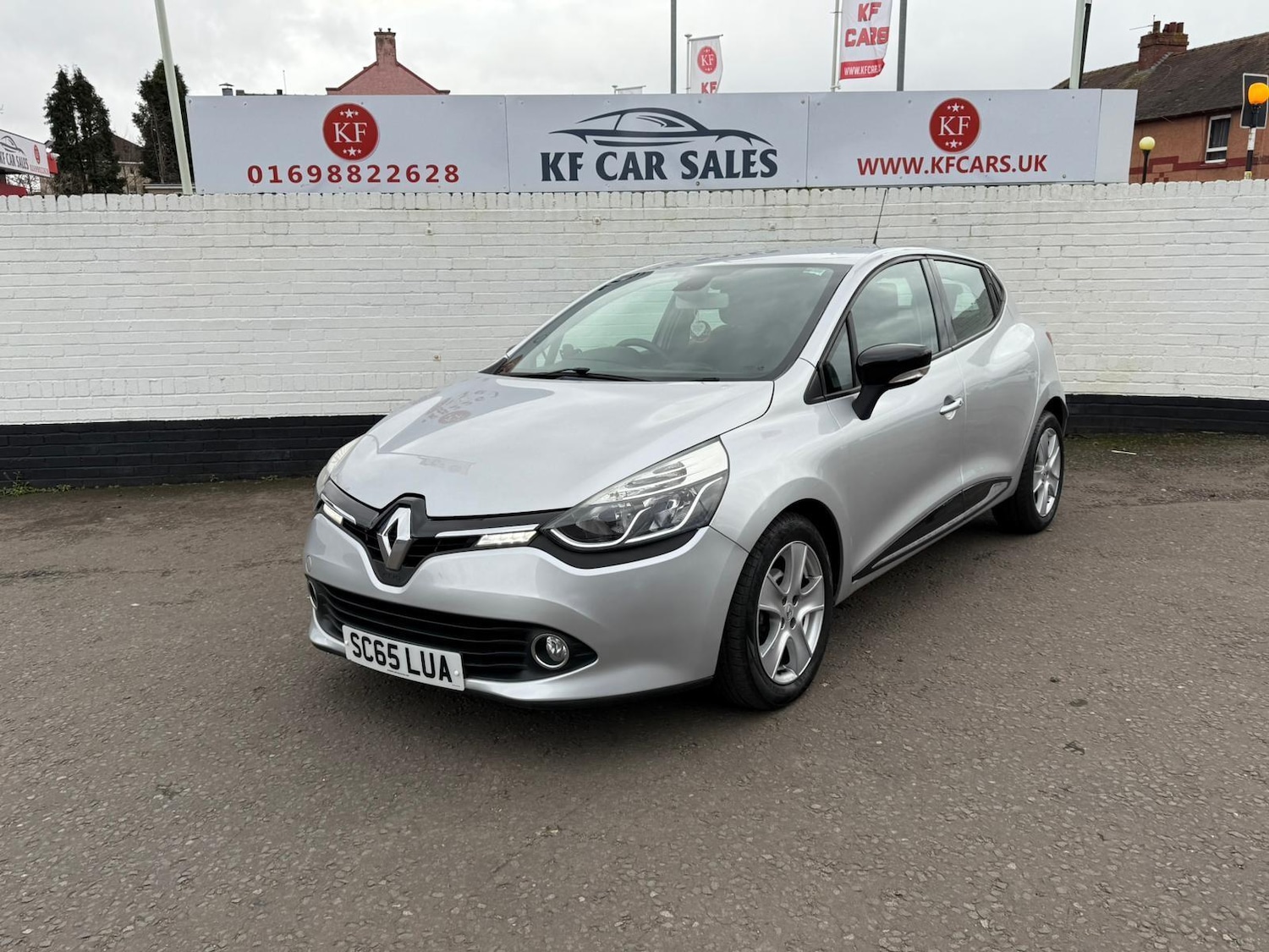 Used Renault Clio 2015 for sale - 77456231: Photo 5