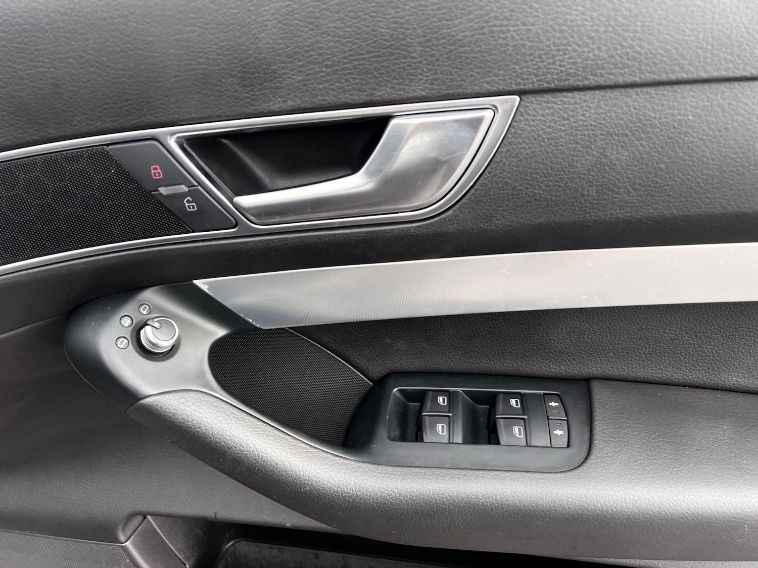 Used Audi A6 Saloon 2009 for sale - 77468052: Photo 9