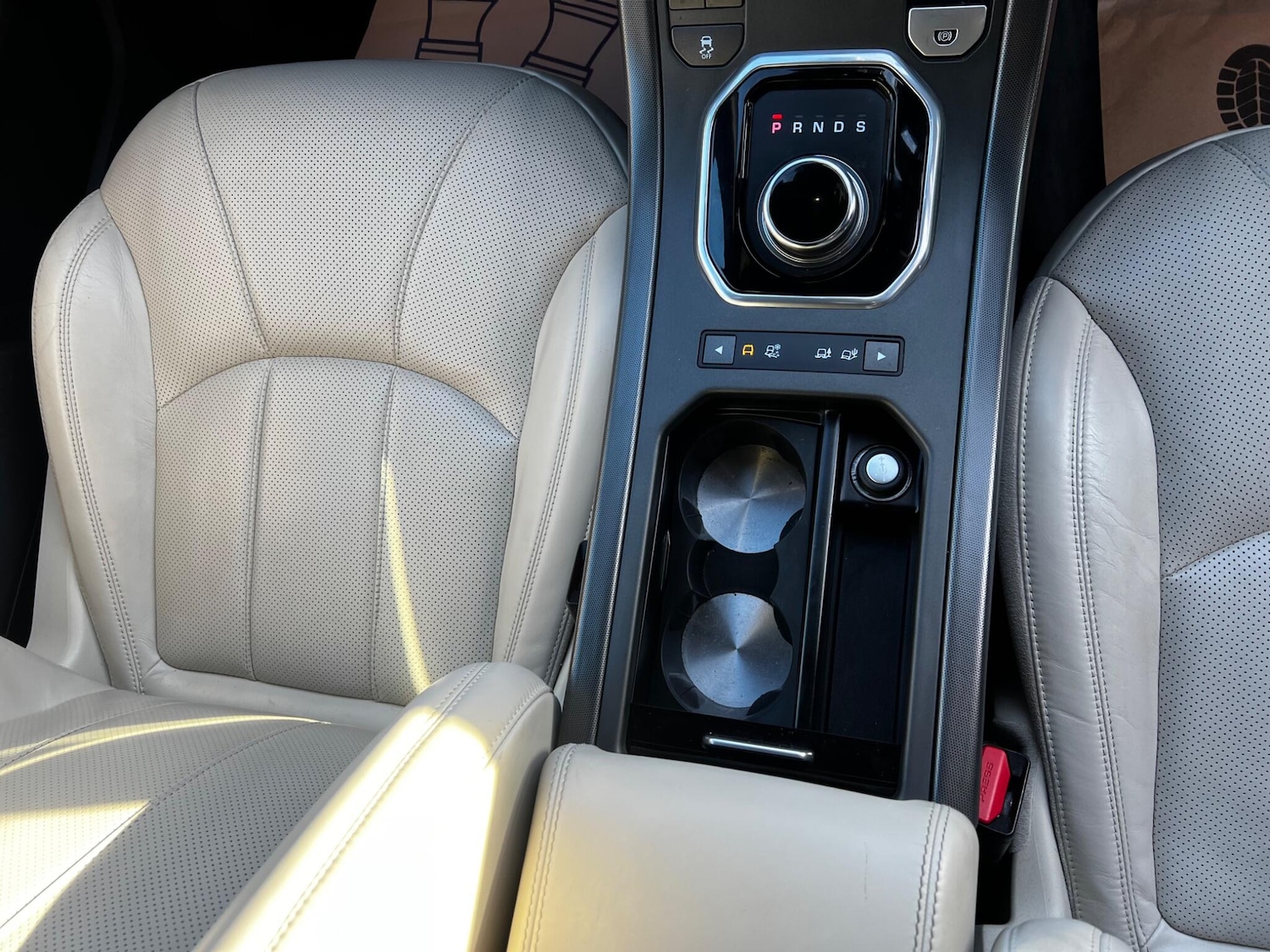 Used Land Rover Range Rover Evoque 2018 for sale - 76560978: Photo 14