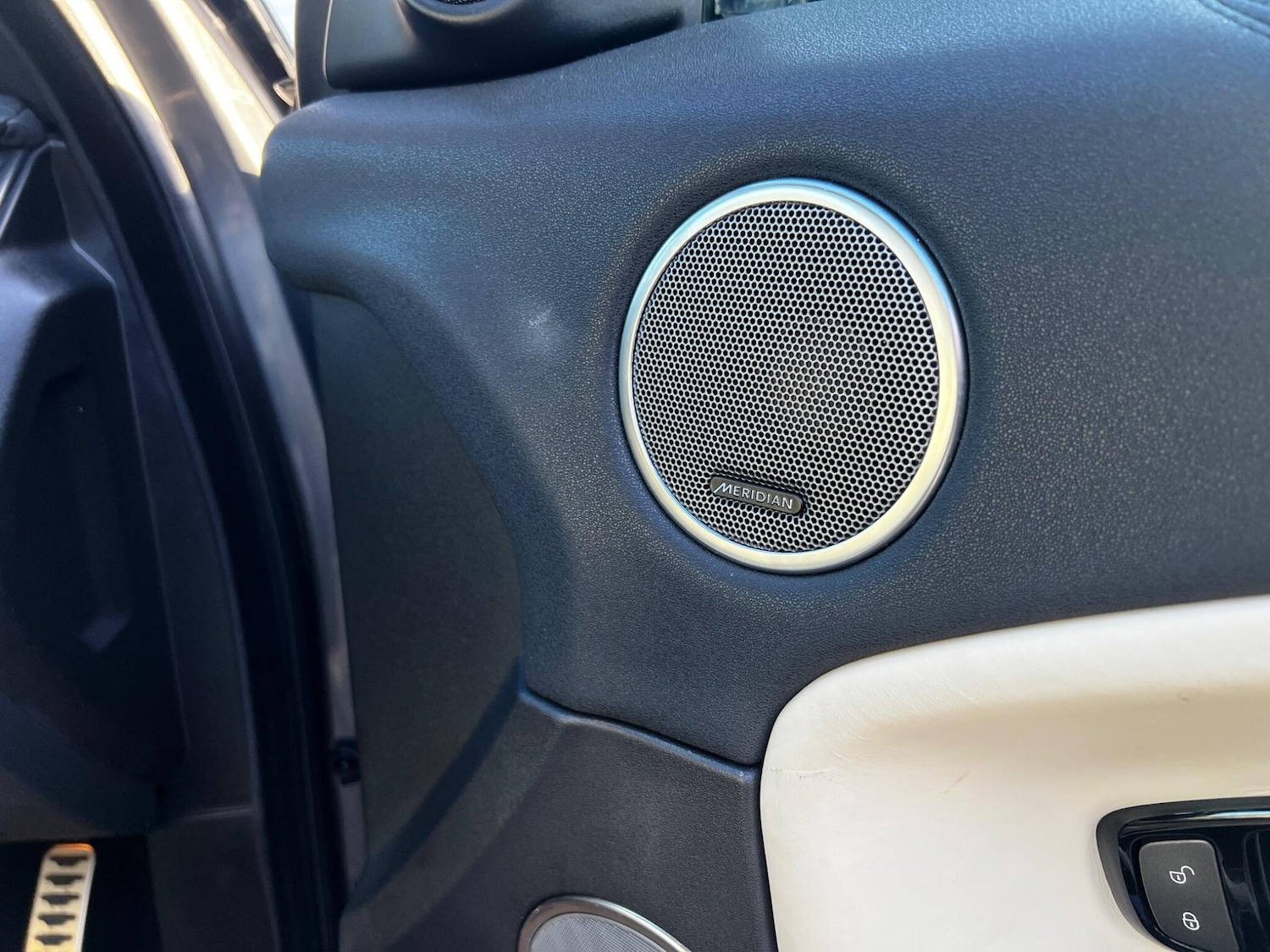 Used Land Rover Range Rover Evoque 2018 for sale - 76560978: Photo 17