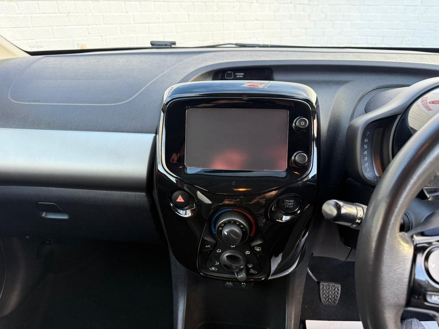 Used Peugeot 108 2015 for sale - 76633962: Photo 21