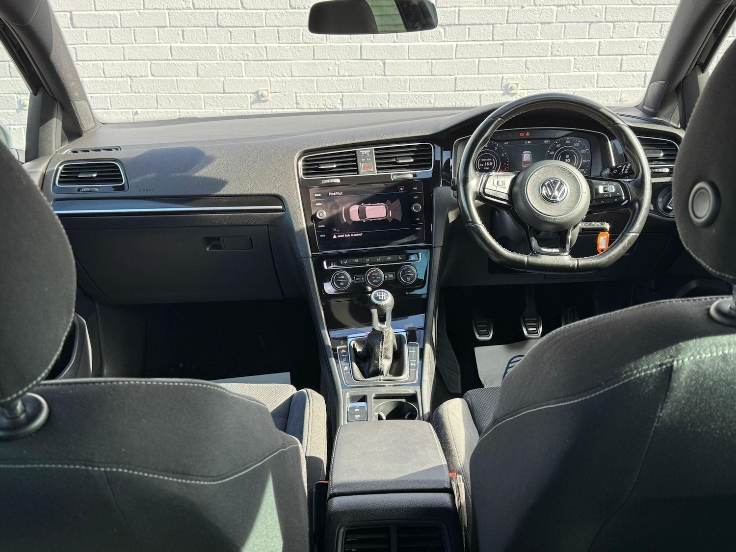 Used Volkswagen Golf 2017 for sale - 77029553: Photo 10