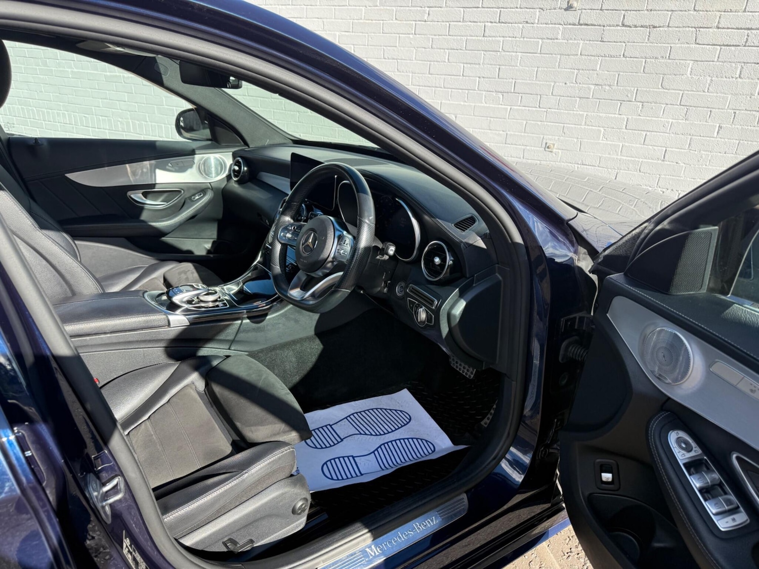 Used Mercedes-Benz C Class 2018 for sale - 76041869: Photo 15