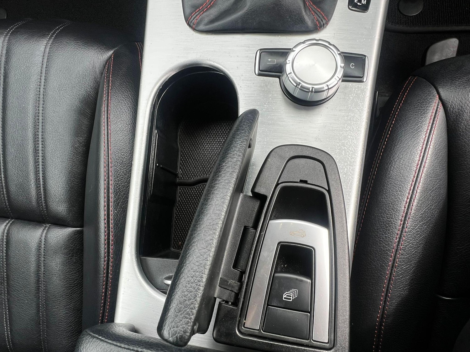 Used Mercedes-Benz SLK 2013 for sale - 75977601: Photo 10