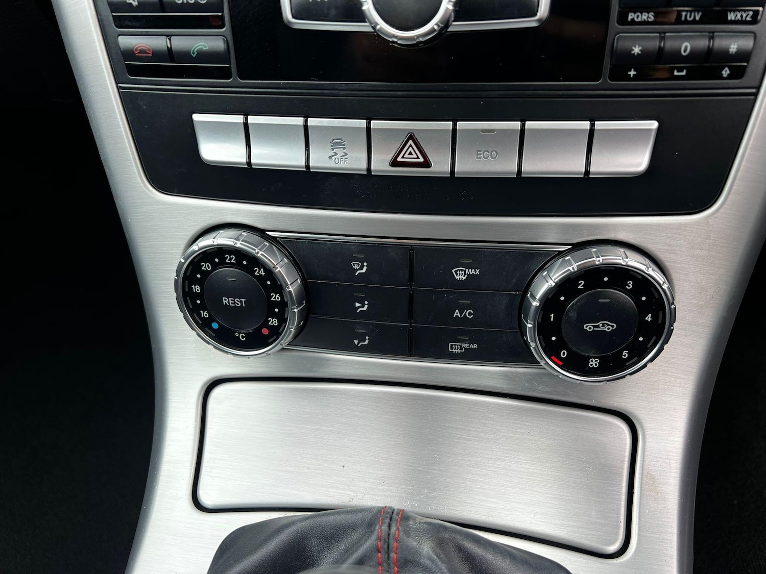 Used Mercedes-Benz SLK 2013 for sale - 75977601: Photo 13