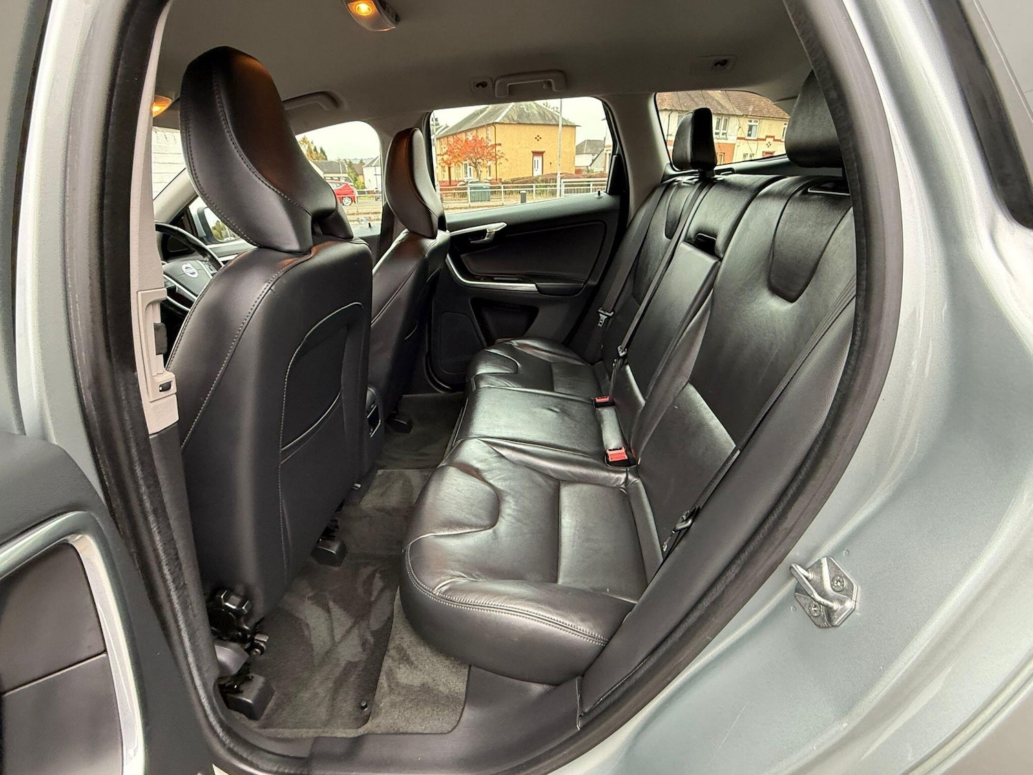 Used Volvo XC60 2015 for sale - 76701527: Photo 13