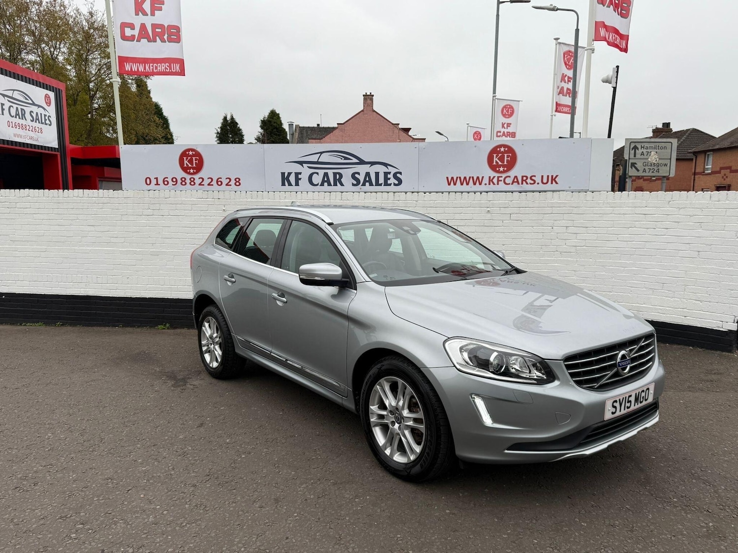 Used Volvo XC60 2015 for sale - 76701527: Photo 2