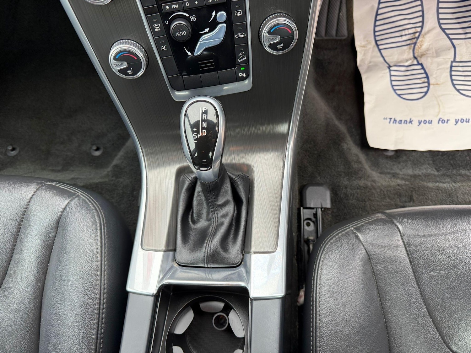 Used Volvo XC60 2015 for sale - 76701527: Photo 9