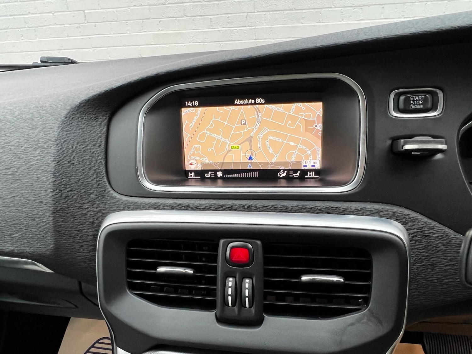 Used Volvo V40 2017 for sale - 77057241: Photo 12