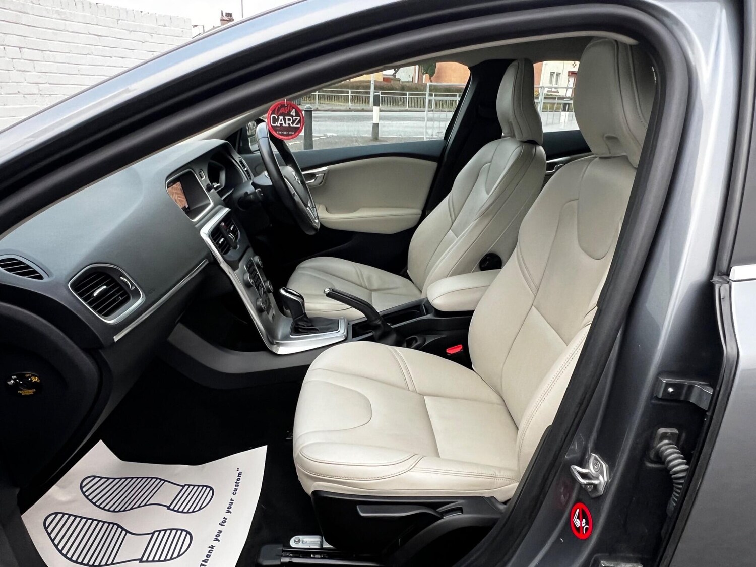 Used Volvo V40 2017 for sale - 77057241: Photo 22