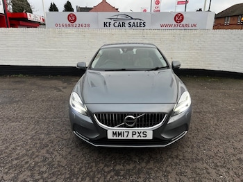 Used Volvo V40 2017 for sale - 77057241: Photo