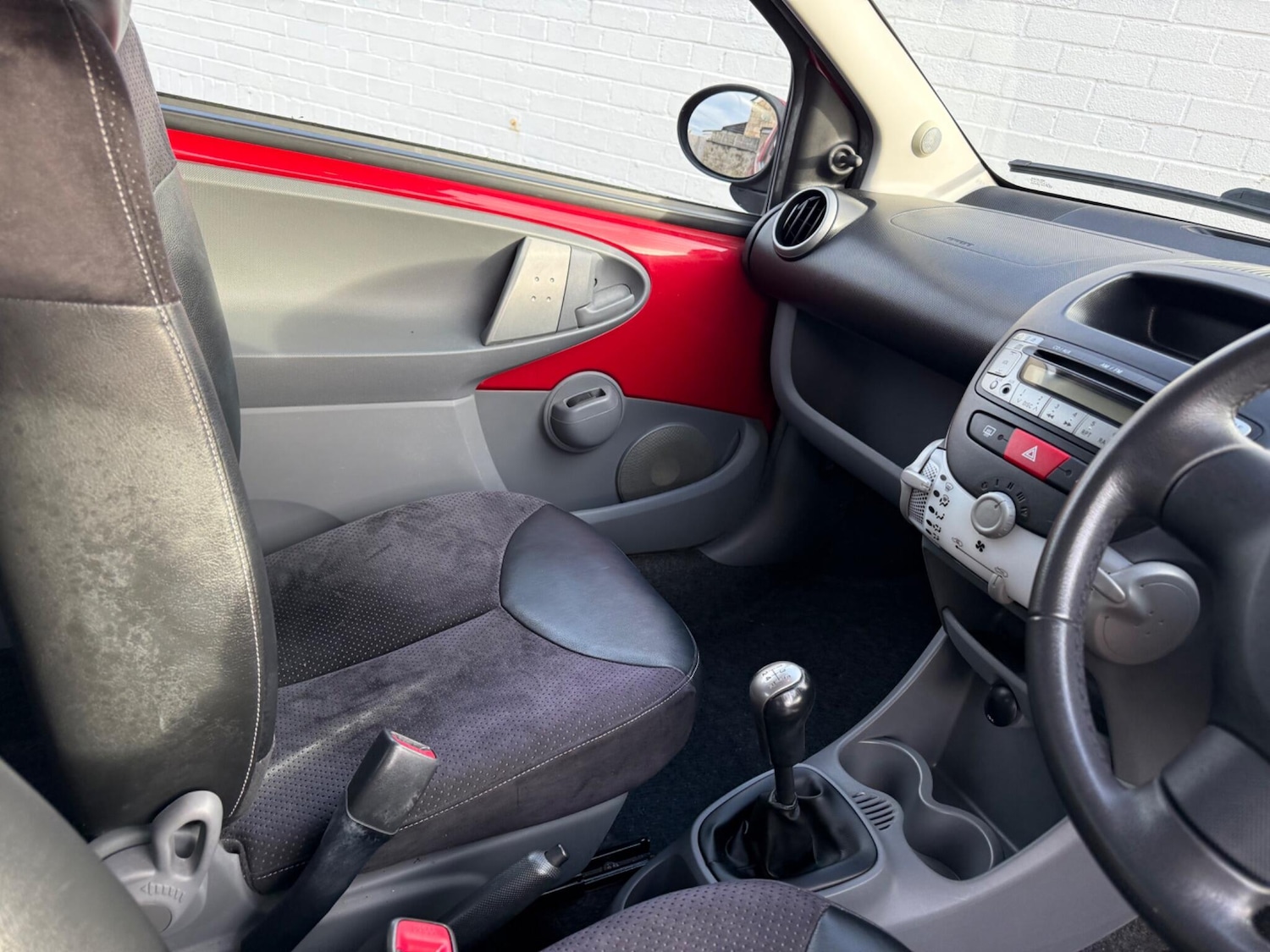 Used Toyota AYGO 2012 for sale - 77156142: Photo 15