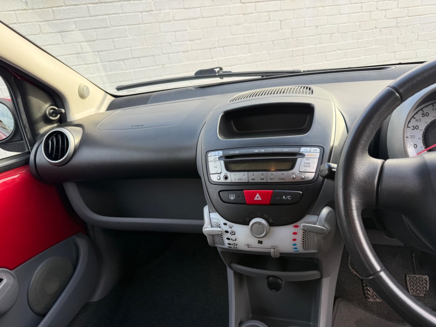 Used Toyota AYGO 2012 for sale - 77156142: Photo 20