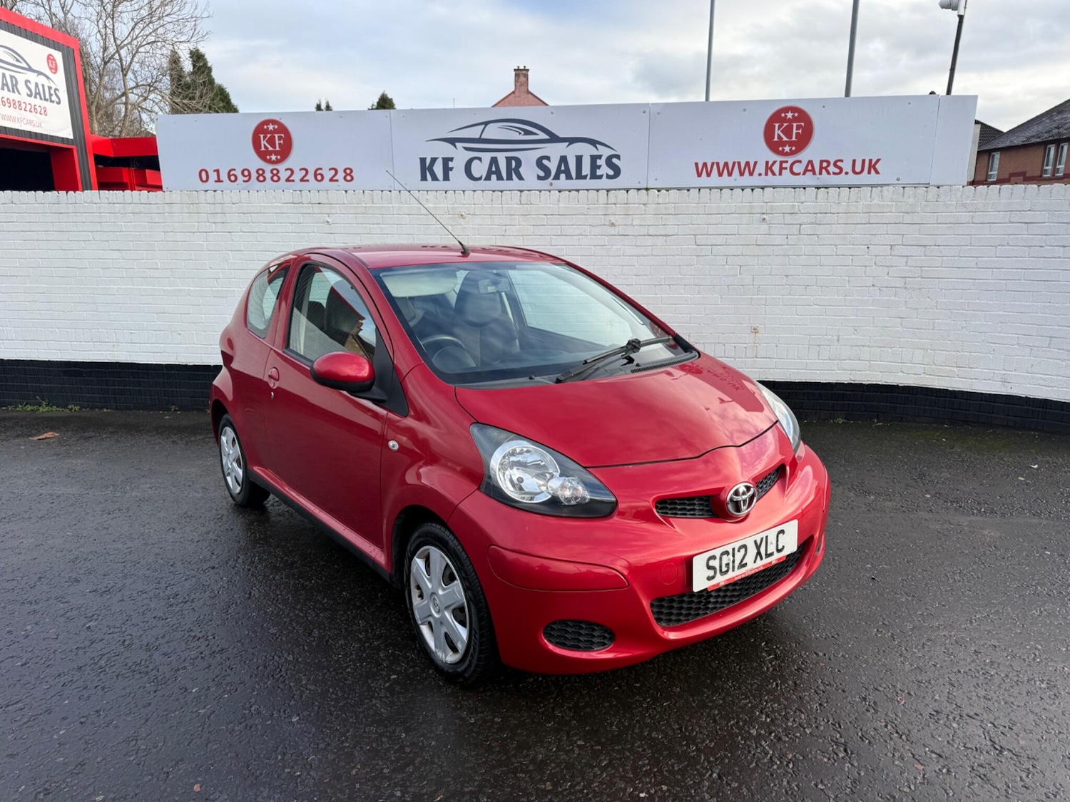 Used Toyota AYGO 2012 for sale - 77156142: Photo 3
