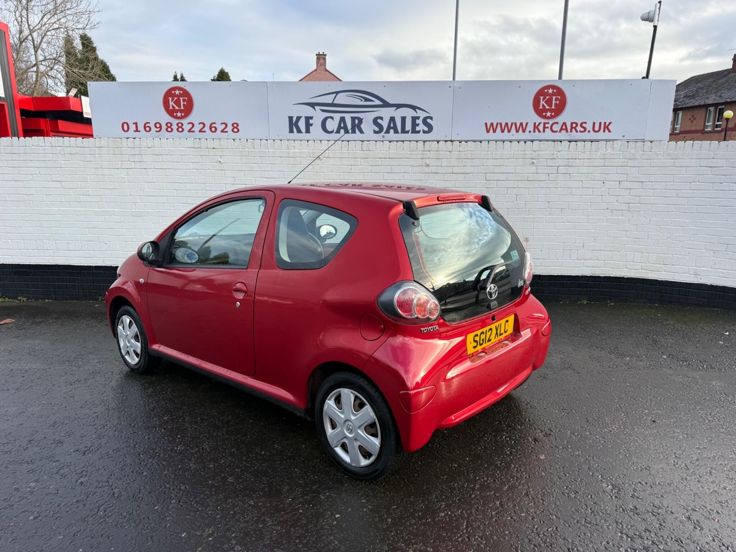 Used Toyota AYGO 2012 for sale - 77156142: Photo 8