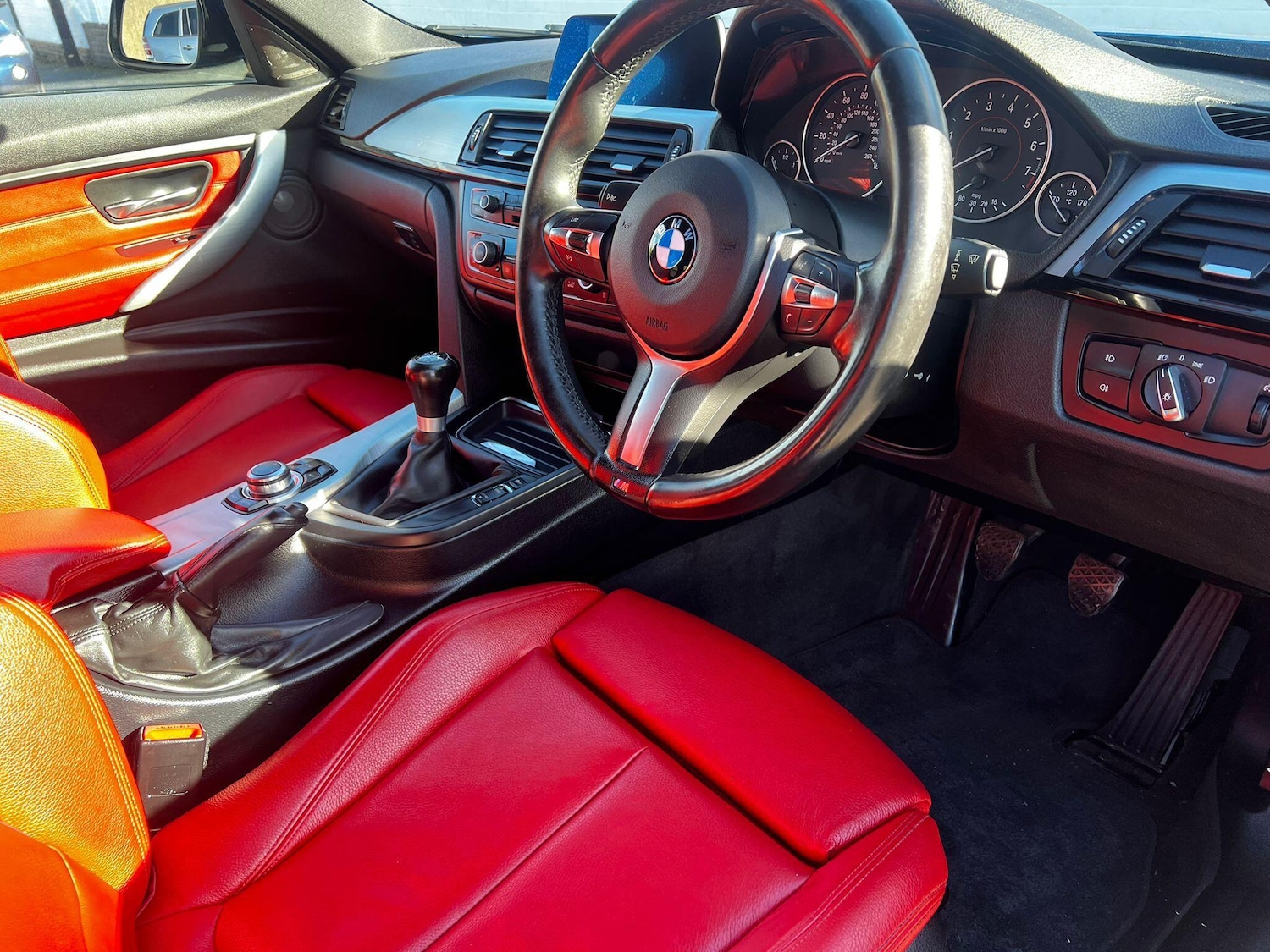 Used BMW 3 Series 2015 for sale - 76270857: Photo 19