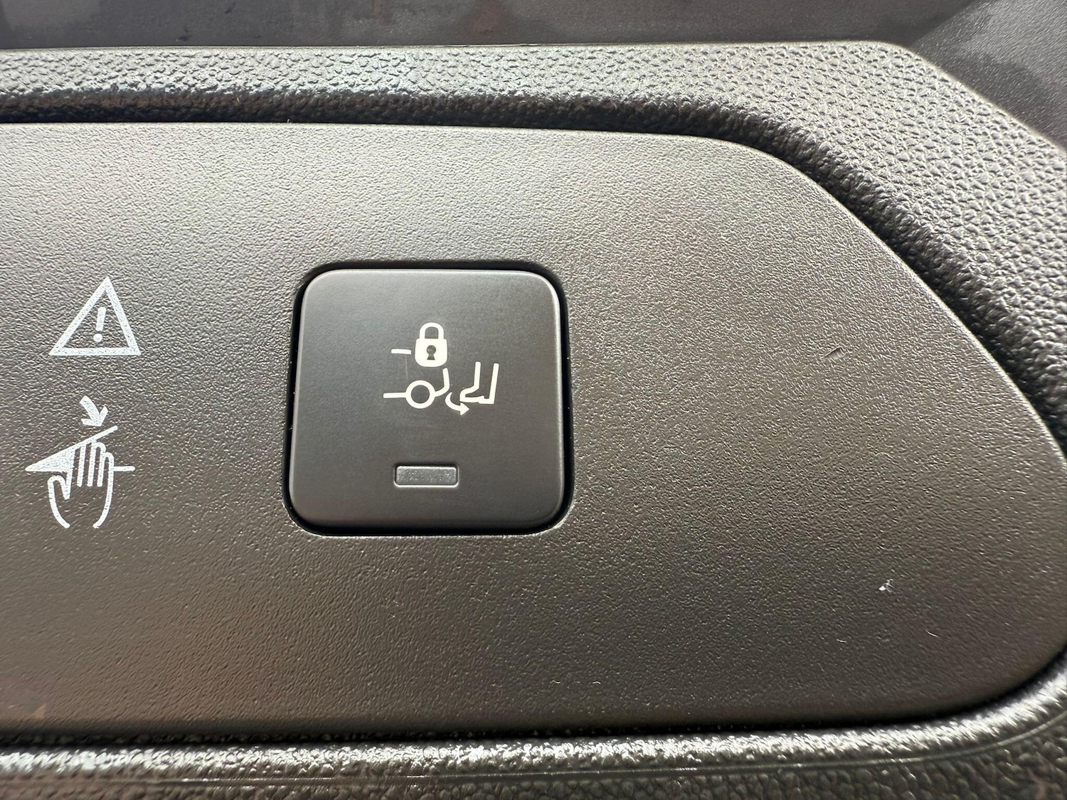 Used Vauxhall Grandland X 2018 for sale - 77057327: Photo 25