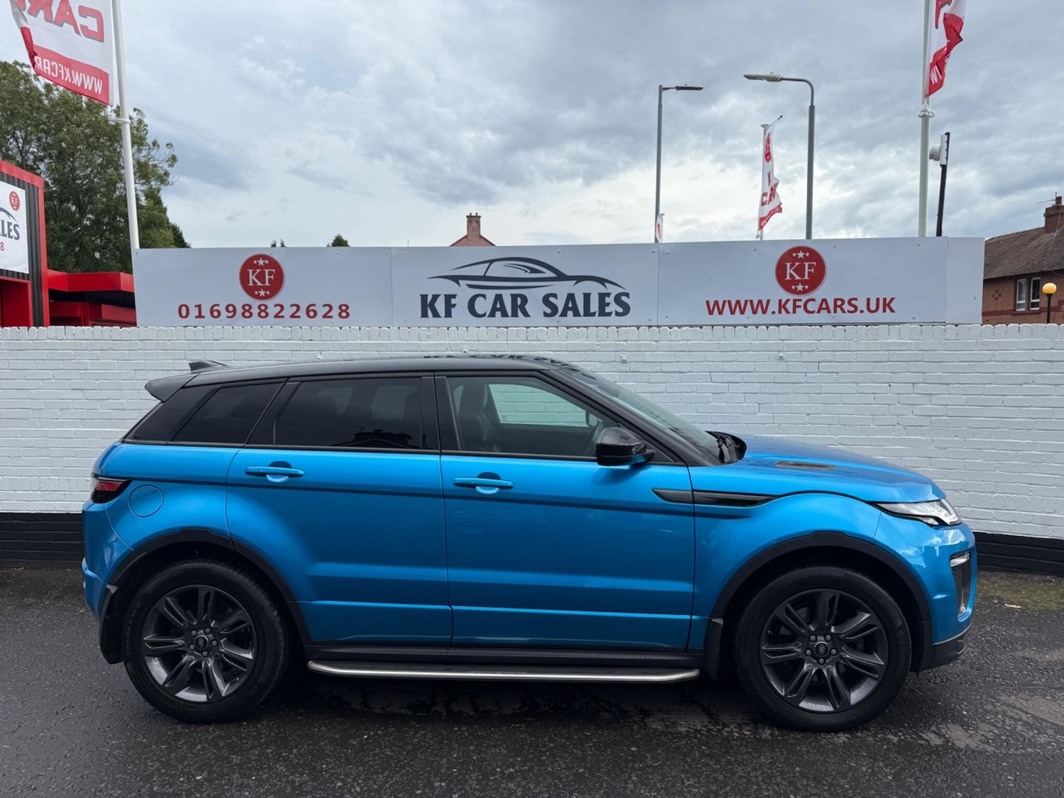 Used Land Rover Range Rover Evoque 2019 for sale - 75838615: Photo 2