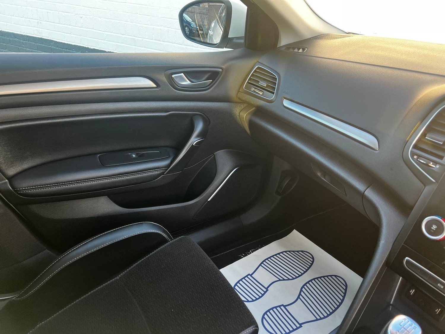 Used Renault Megane 2018 for sale - 76295967: Photo 21