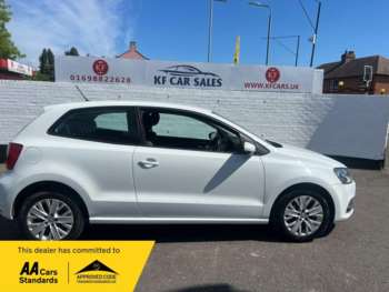 2015 (15) - 1.0 SE 3dr