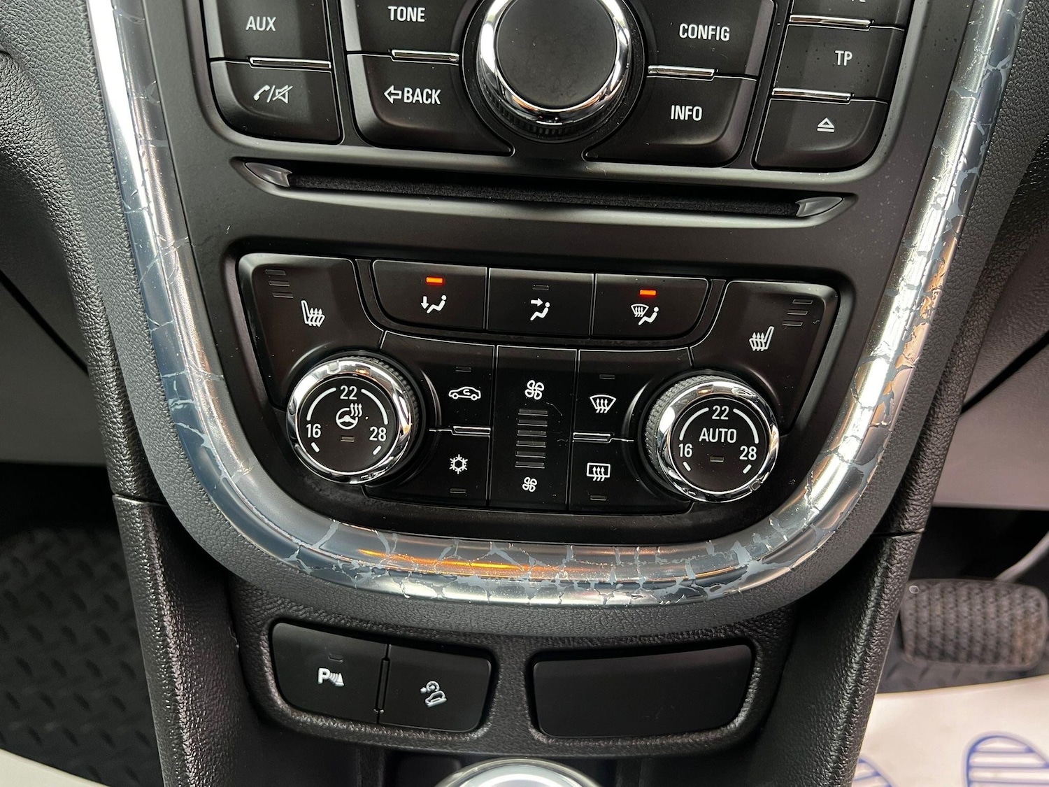 Used Vauxhall Mokka 2014 for sale - 76992765: Photo 12