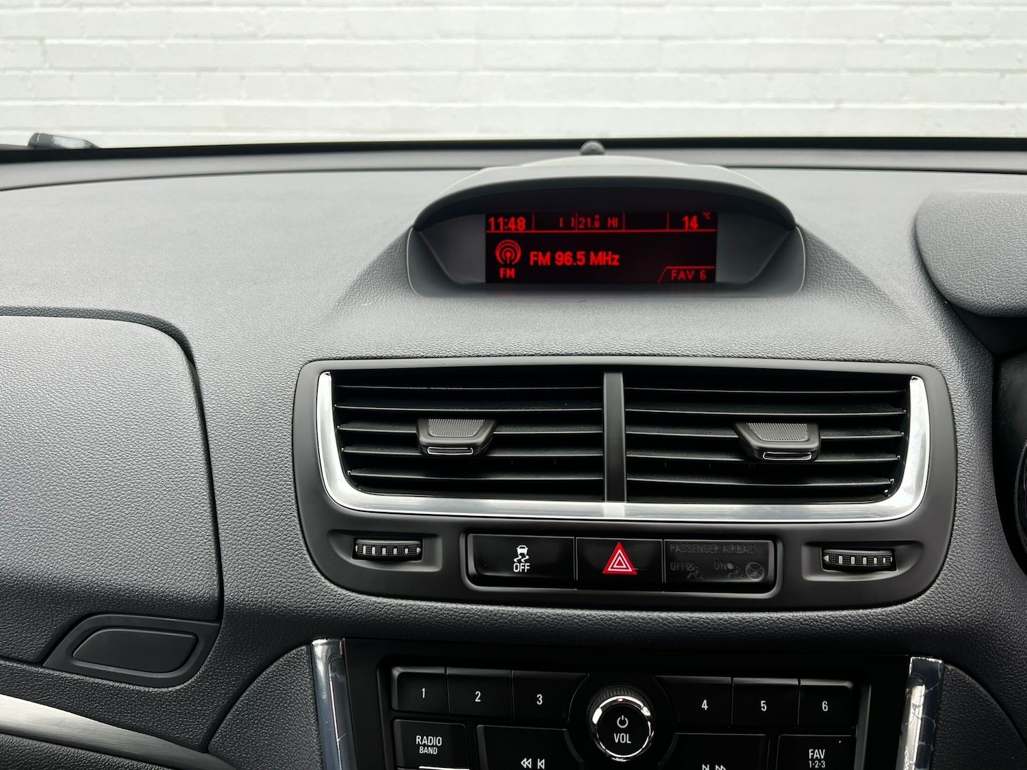 Used Vauxhall Mokka 2014 for sale - 76992765: Photo 18